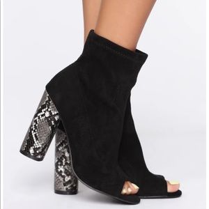 What a booties 😮‍💨